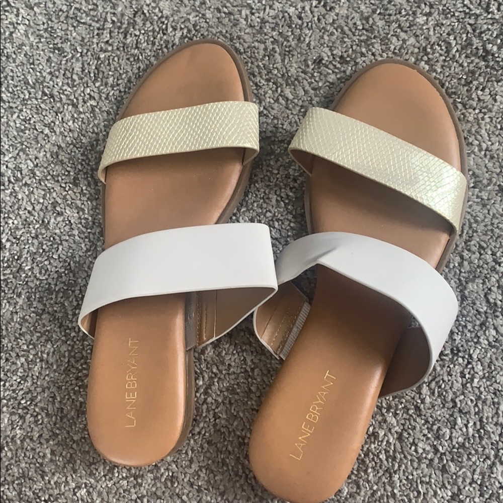 10W Gold and Creme Strapped Sandals